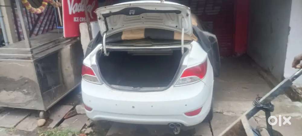Hyundai Verna 1.4 Crdi 2011 Diesel Manual