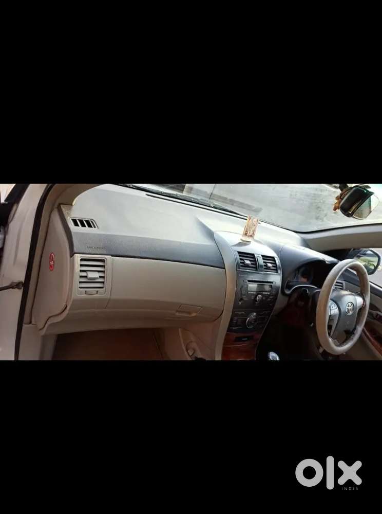 Toyota Corolla Altis 2010