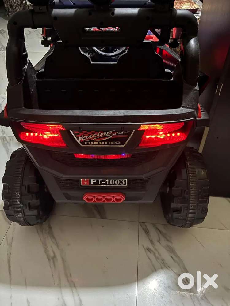 HUMMER ELECTRIC TOY CAR - Photo 2