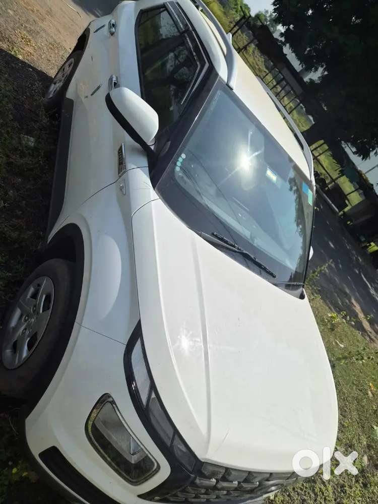Hyundai Venue 2023 Petrol 46026 Km Driven