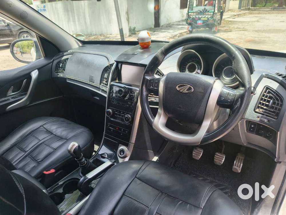 Mahindra Xuv 500 Top Model (w11 O) 2019