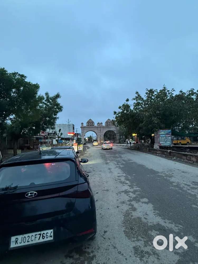 2.5 Modified With Sound System Without Sound System Cost 1.5 Lac