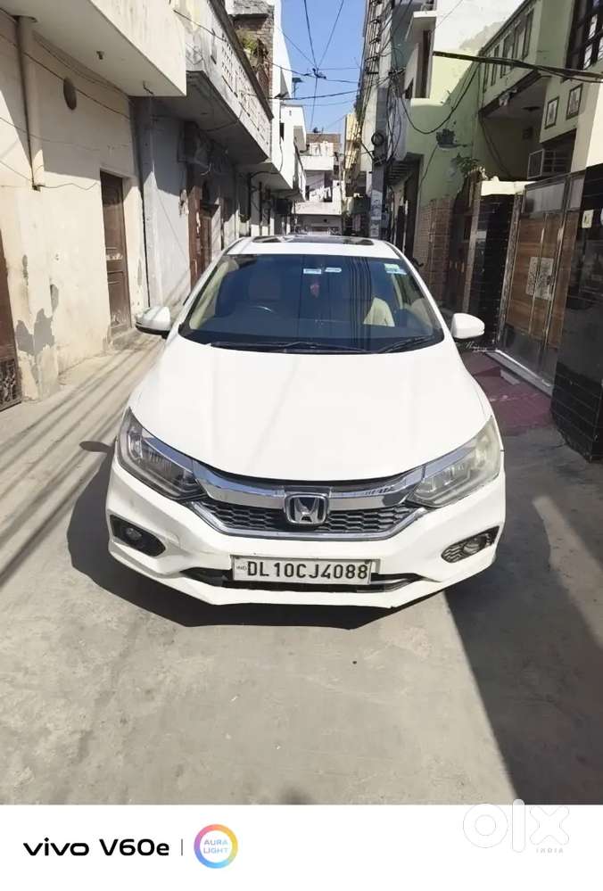 Honda City V At 2017 Sunroof New Tyre