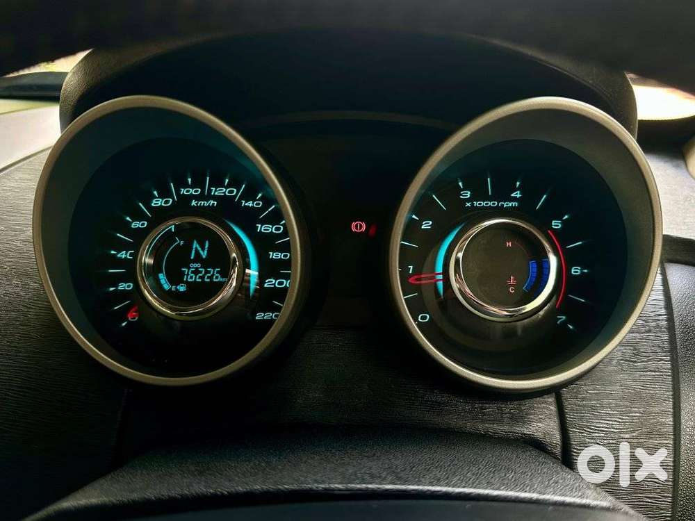 Mahindra Xuv500 2.2 W10, 2015, Diesel
