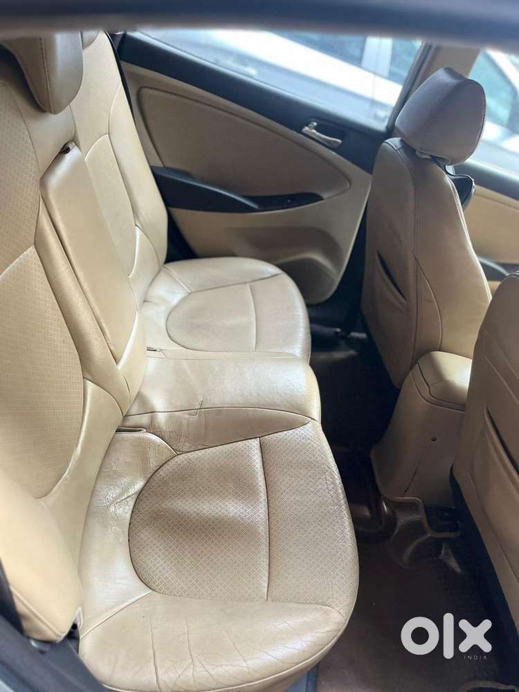 Hyundai Verna 2013 Slightly Negotiable