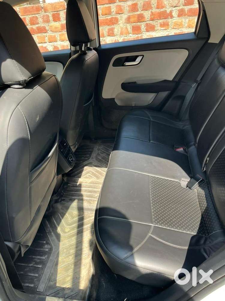 Tata Altroz Ev 2022 Petrol Well Maintained