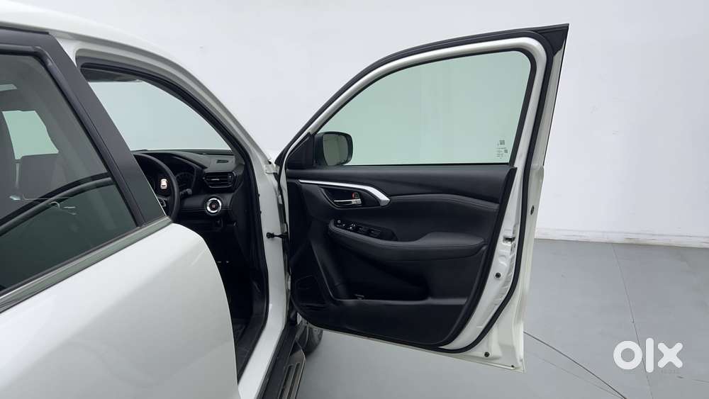 Toyota Urban Cruiser Hyryder 1.5 G Neo Drive, 2024, Petrol