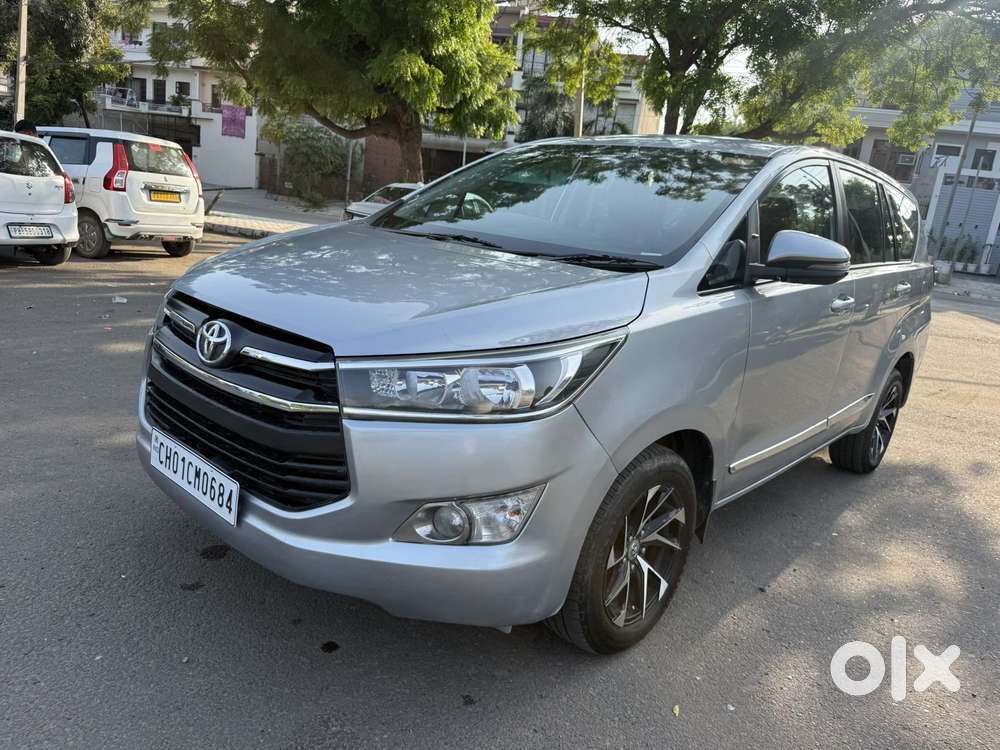 Toyota Innova Crysta 2.4 G Mt 8s, 2019, Diesel