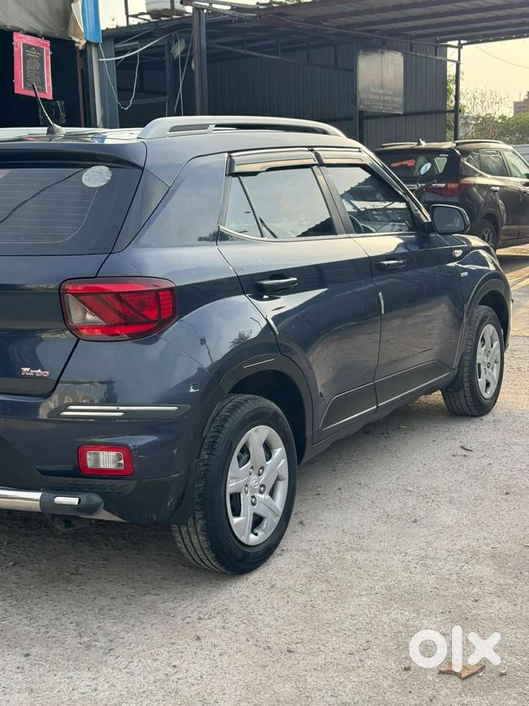 Hyundai Venue S Turbo Dct, 2019, Petrol