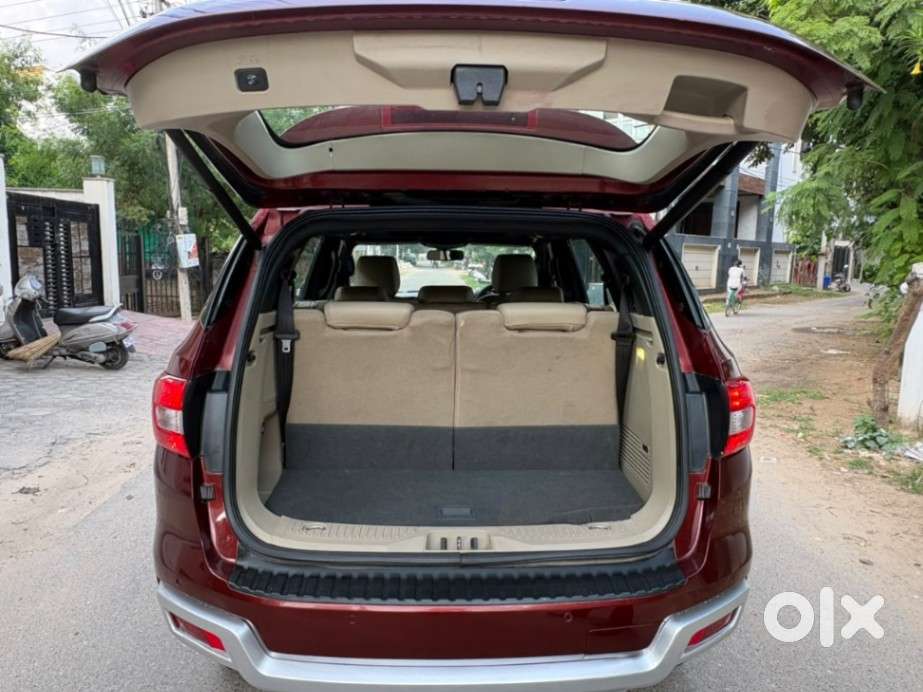 Ford Endeavour 3.2 Titanium 4x4 At, 2016, Diesel