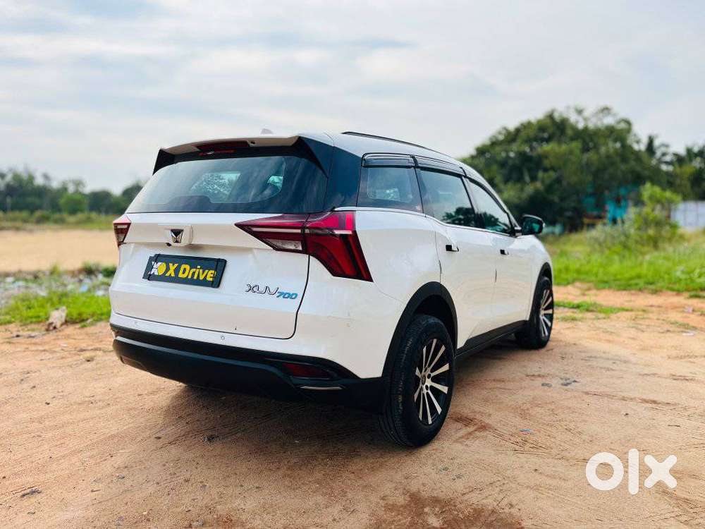 Mahindra Xuv700 2.2 Mx Diesel Mt 5 Str, 2023, Diesel