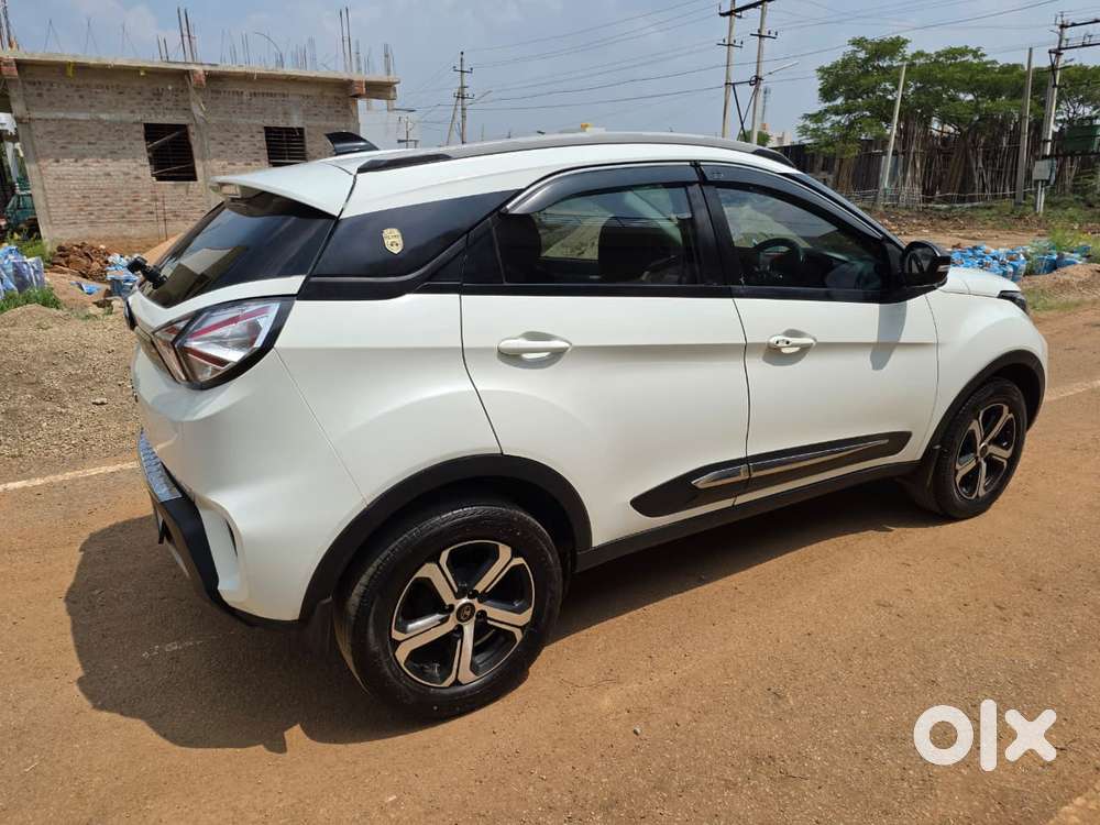 Tata Nexon 1.5 Revotorq Xz Plus (s), 2023, Diesel
