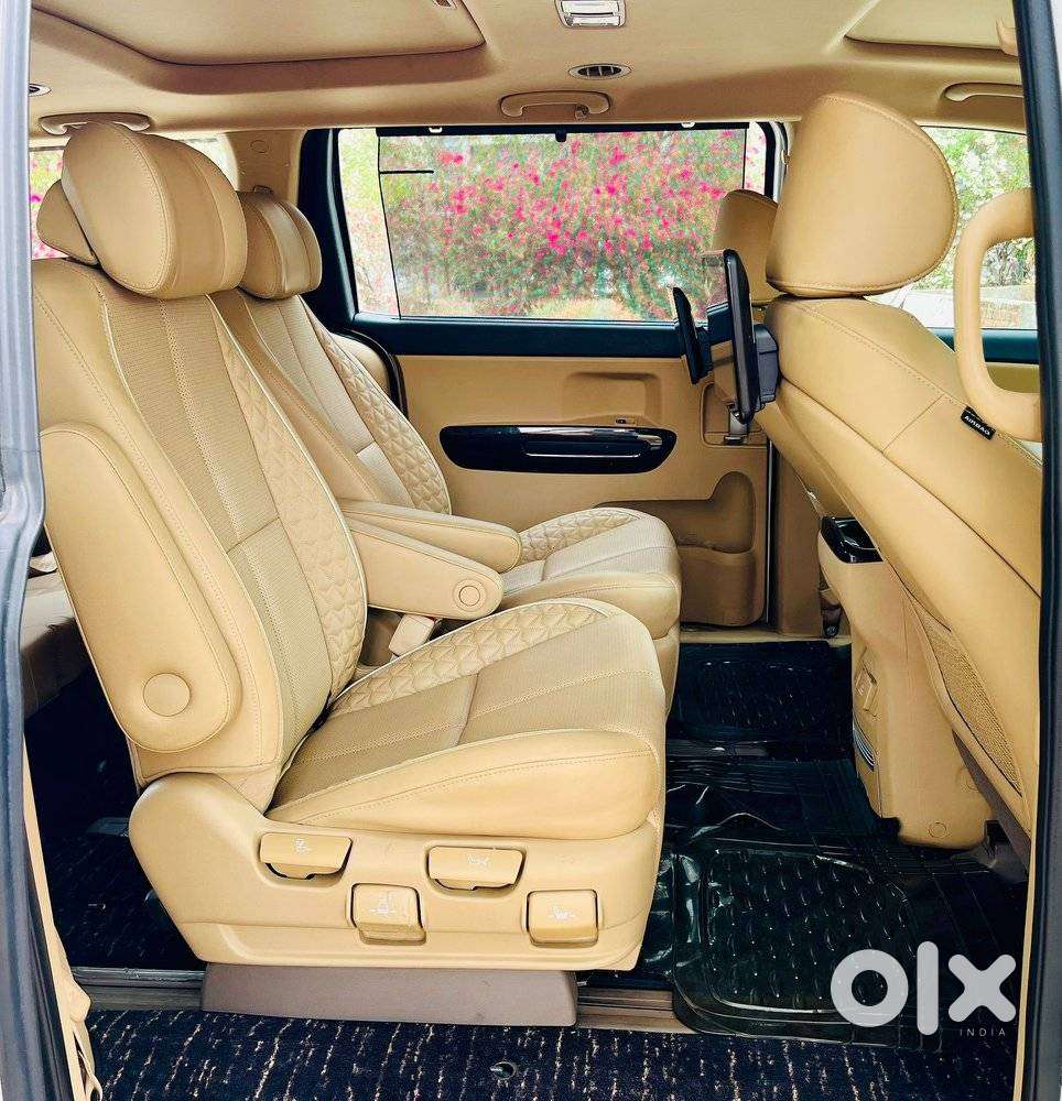 Kia Carnival Limousine Plus 7 Str, 2023, Diesel