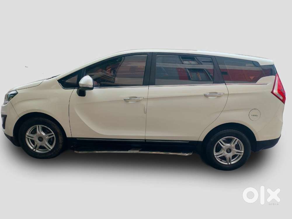 Mahindra Marazzo M6 8str, 2019, Diesel