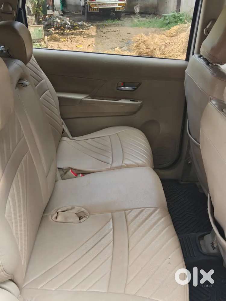 Maruti Suzuki Ertiga Vxi 2023