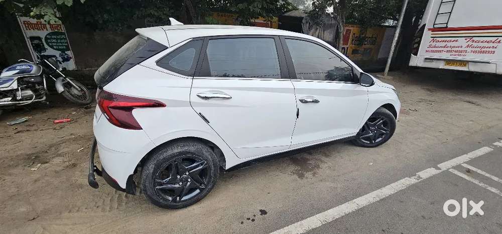 Hyundai New I20 2022 Petrol 28700 Km Driven