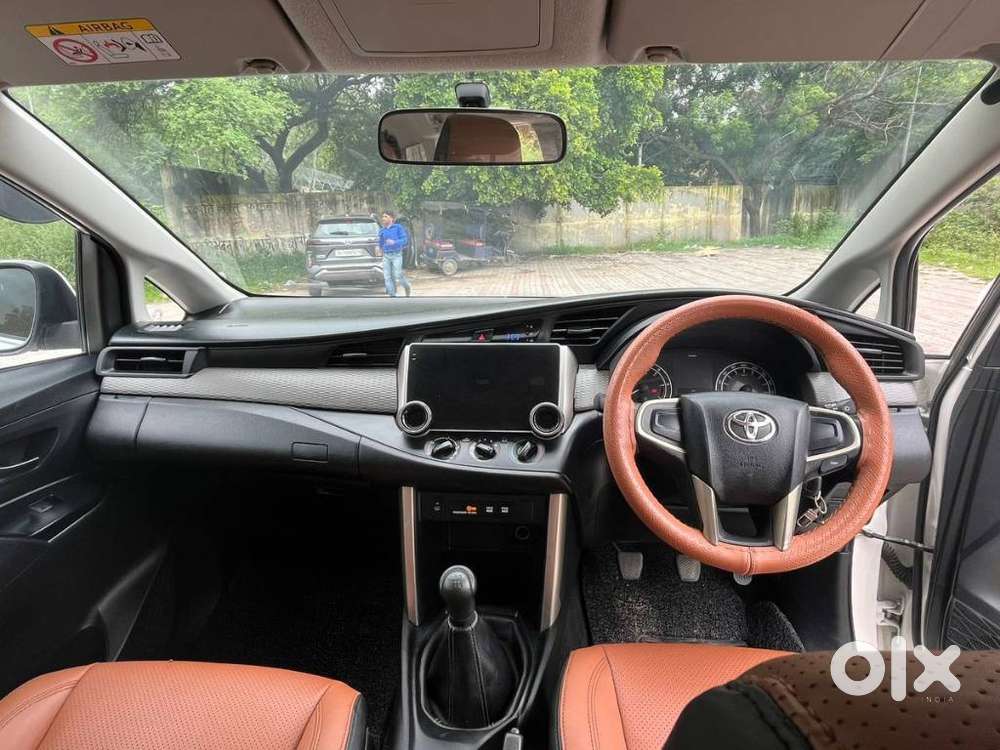 Toyota Innova Crysta 2.4 G Mt 8s, 2018, Diesel