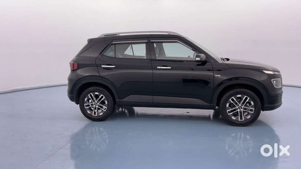 Hyundai Venue 1.0 Sx (o) Turbo Dct, 2023, Petrol