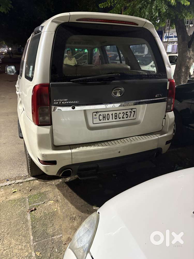 Tata Safari Storme [ ] 2.2 Ex 4x2, 2015, Diesel