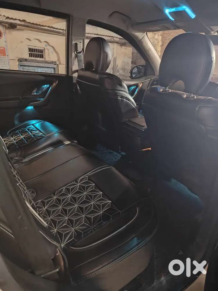 Mahindra Xuv500 2020 Diesel Well Maintained