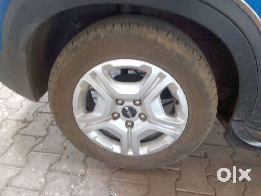 Kia Sonet Petrol 2021 Year