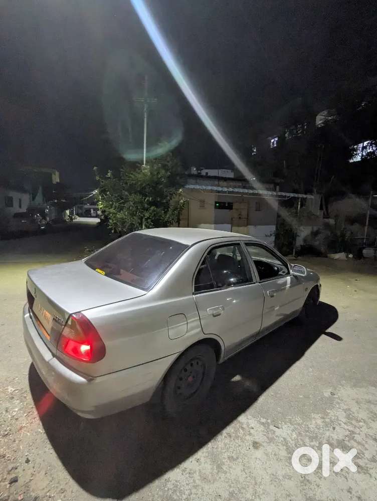 Mitsubishi Lancer 2.0 Gld 2002