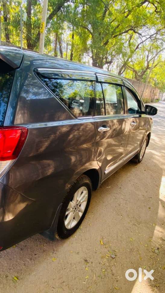 Toyota Innova Crysta 2.4 V, 2018, Diesel