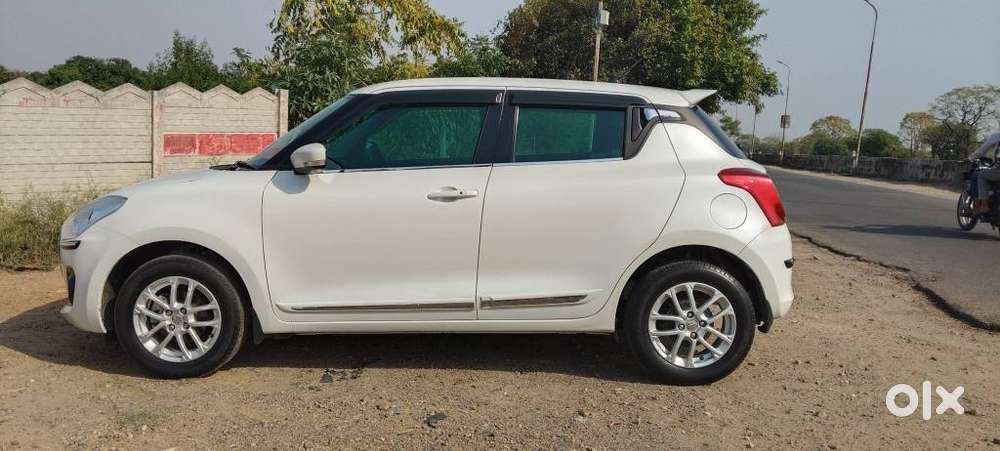 Maruti Suzuki Swift 2018 Zxi Plus, 2022, Petrol