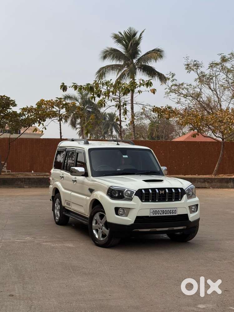 Mahindra Scorpio Classic 2.2 S 11 Mt 7 Str, 2021, Diesel