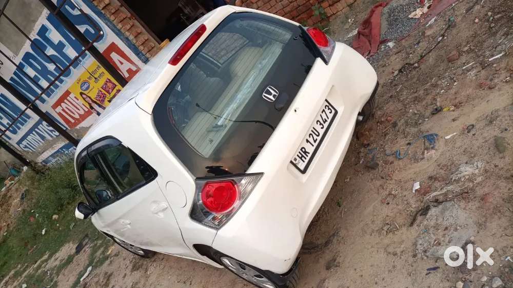 Honda Brio Car Petrol + Cng Fitted