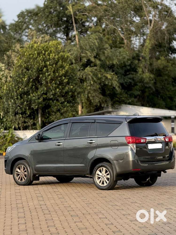 Toyota Innova Crysta 2017 Diesel Manual