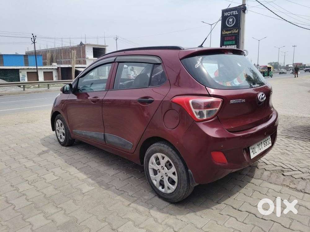 Hyundai Grand I10 Sportz Edition, 2015, Cng & Hybrids