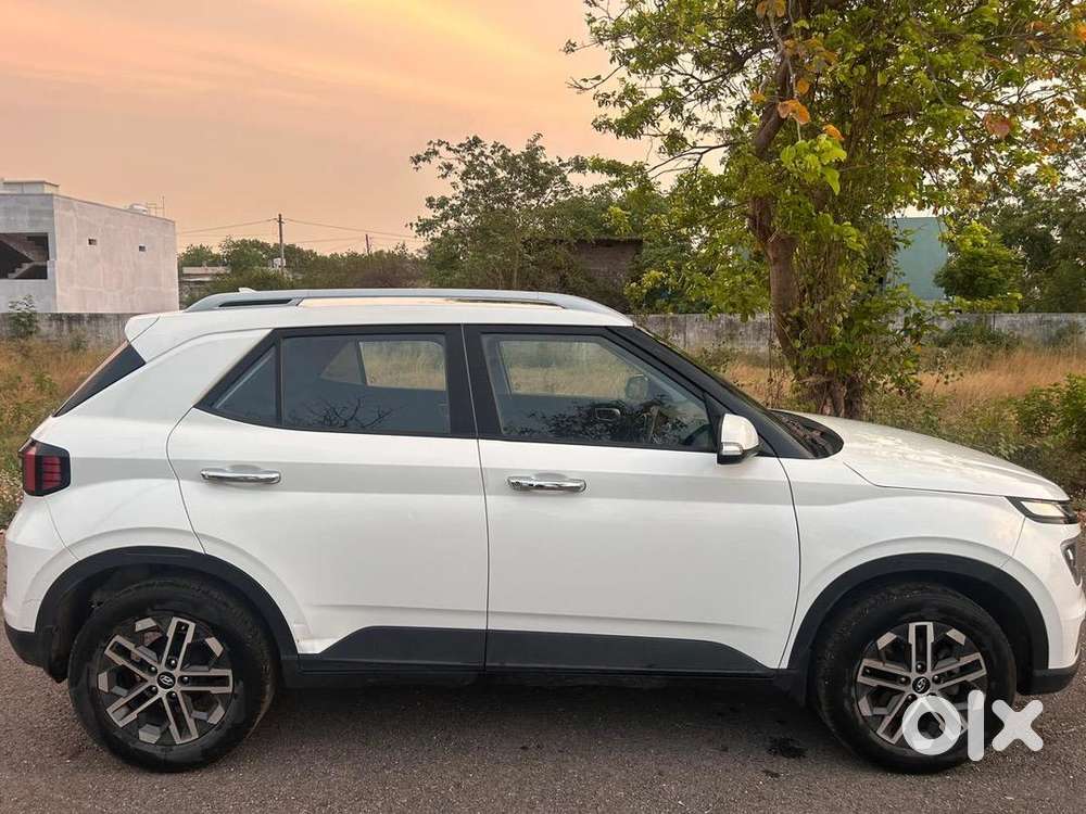 Hyundai Venue 2023 Diesel Good Condition