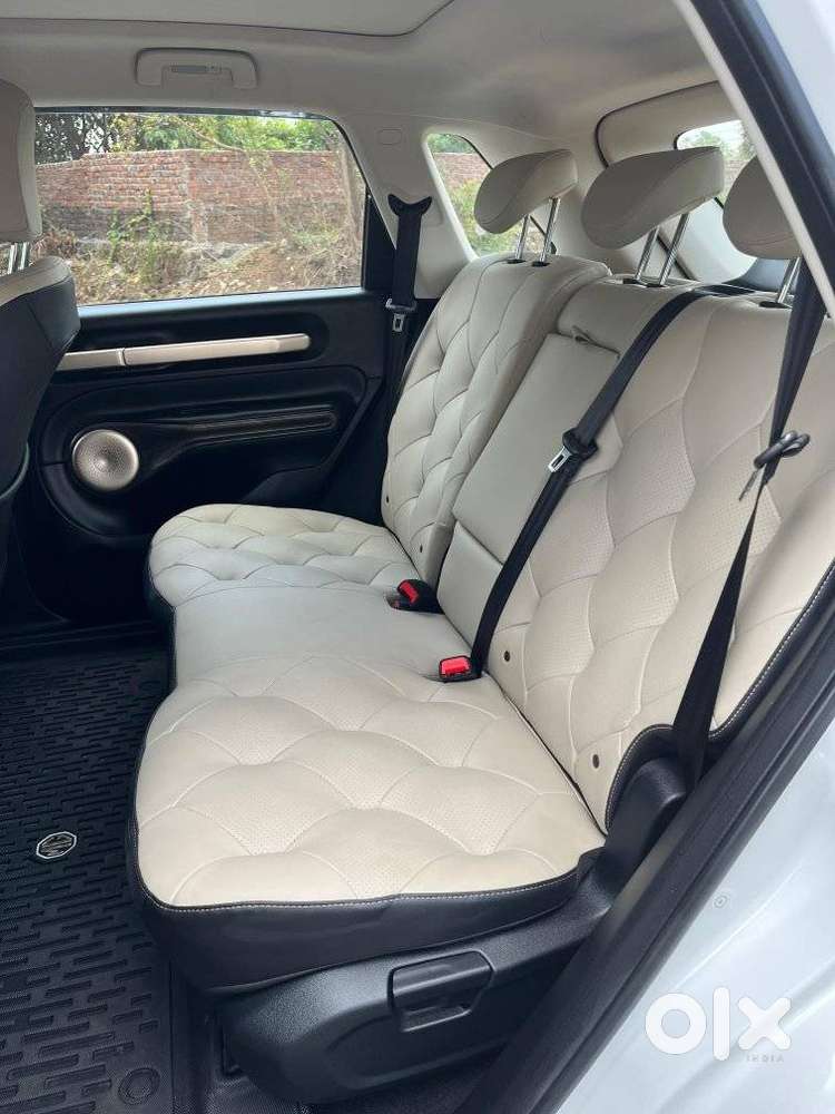 Mg Windsor Ev Essence, 2025, Electric