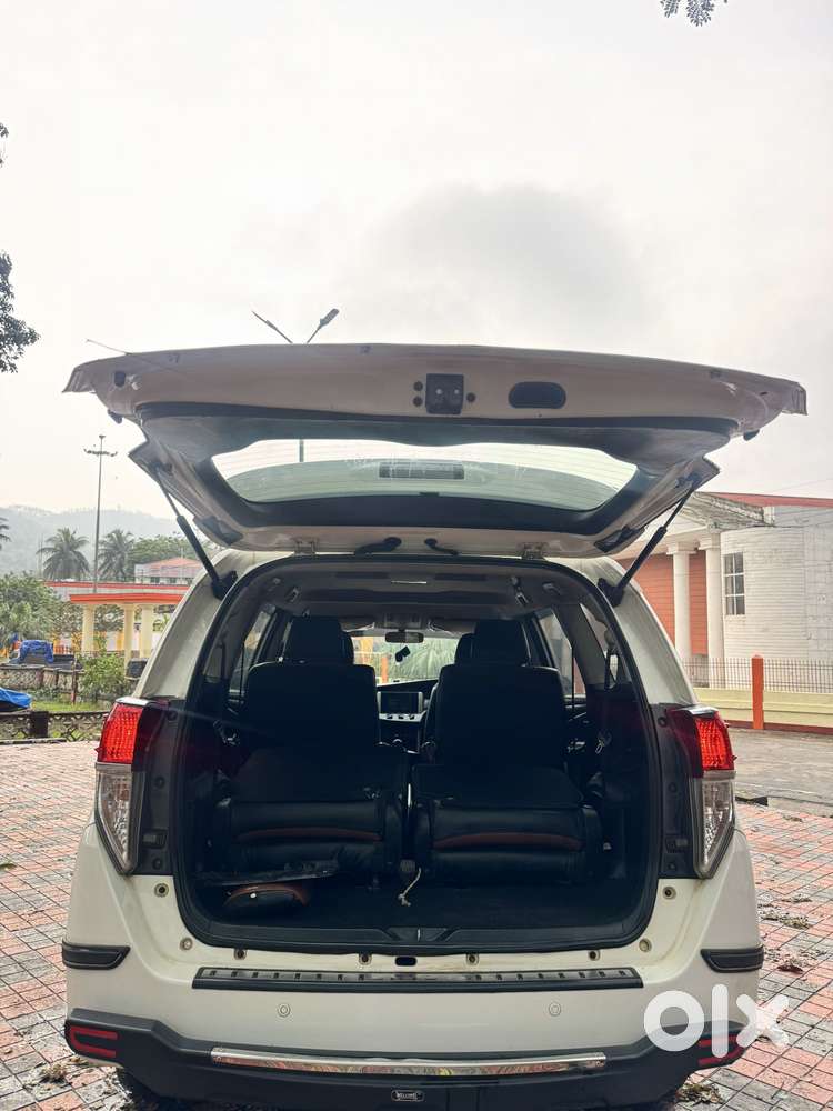 Toyota Innova Crysta 2.4 G Mt, 2019, Diesel