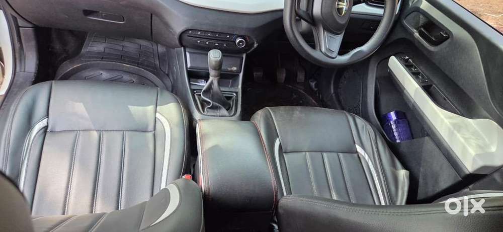 Tata Punch 2025 Petrol 8000 Km Driven