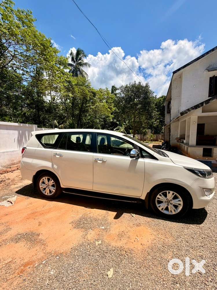 Toyota Innova Crysta Z Automatic 2019