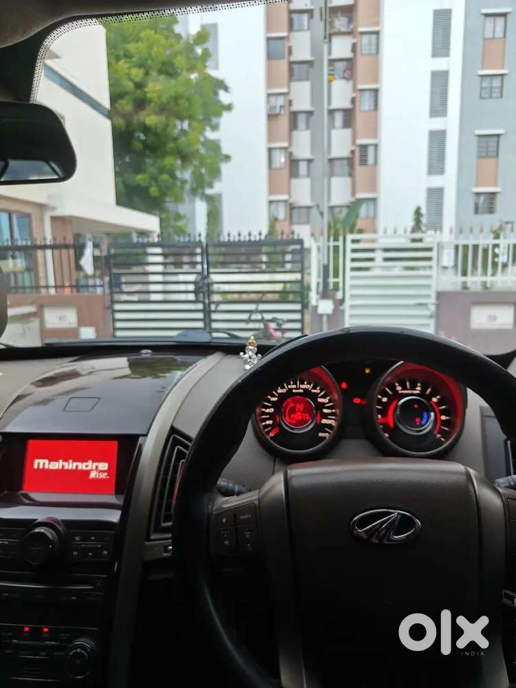 Mahindra Xuv500 2015 Diesel 166000 Km Driven