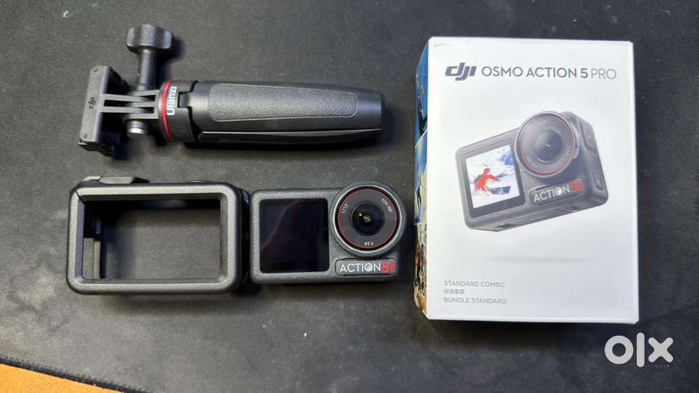 DJI action 5 Pro & Tripod
