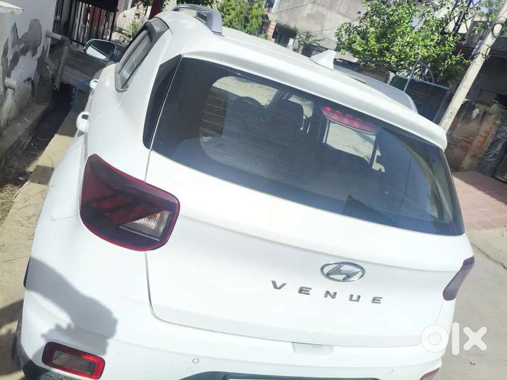 Hyundai Venue 2022 Petrol Good Condition