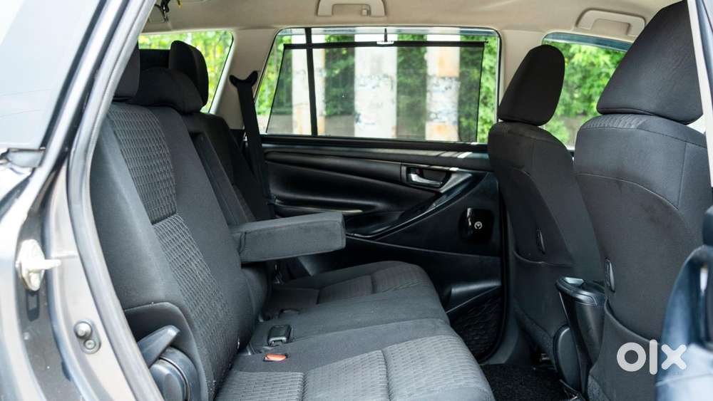 Toyota Innova Crysta 2.8 Gx At, 2022, Petrol