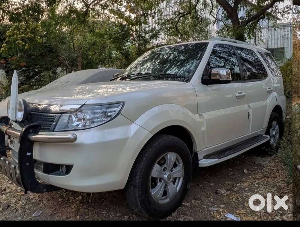 Tata Safari Storme Vx Pearl White