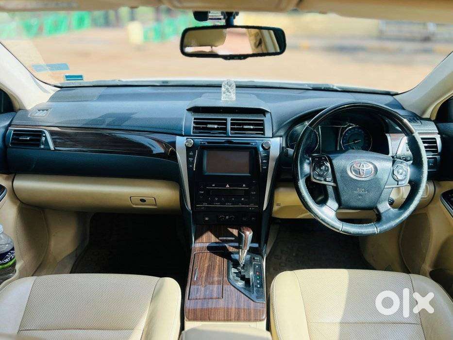 Toyota Camry 2002-2011 W1 (mt), 2015, Cng & Hybrids