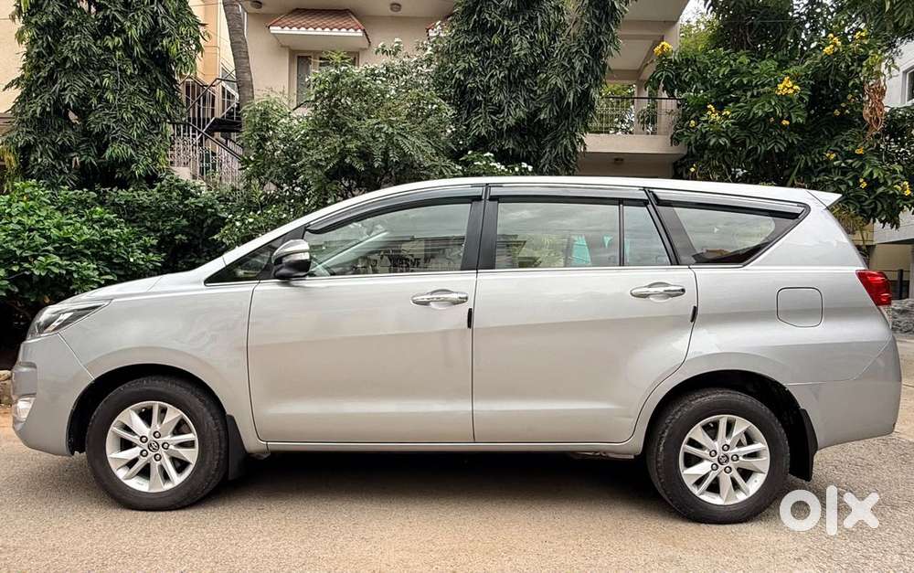 Toyota Innova Crysta 2.4 V 7 Str, 2017, Diesel