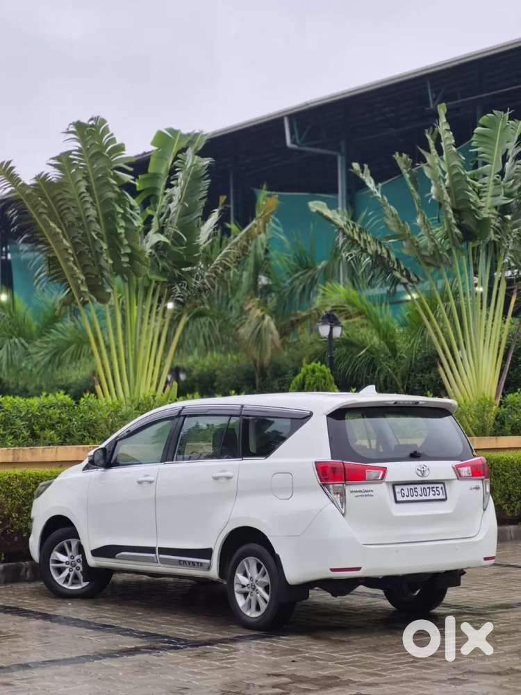 Toyota Innova Crysta G 8 Str, 2016, Diesel