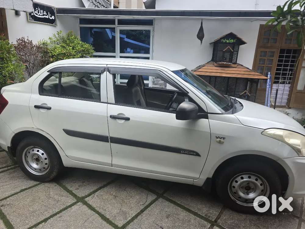 Maruti Suzuki Dzire 2015 Petrol Well Maintained