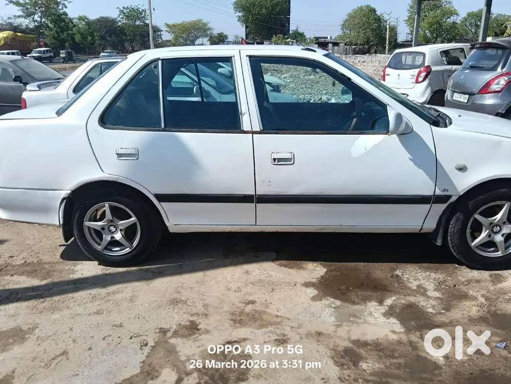 Maruti Suzuki Esteem 2007