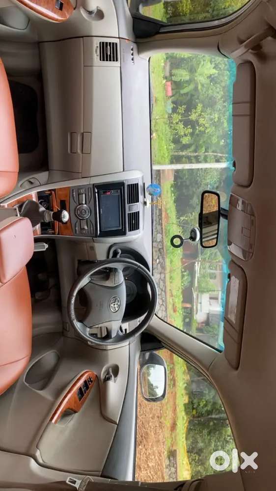 Corolla Altis Petrol