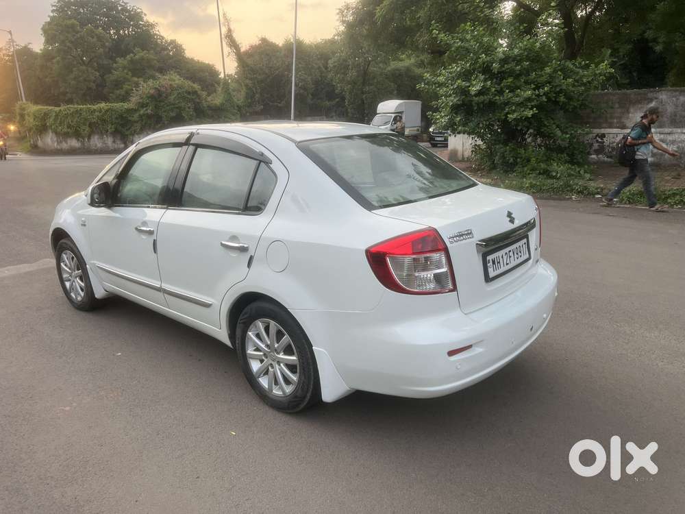 Maruti Suzuki Sx4 Zxi At Leather, 2010, Petrol