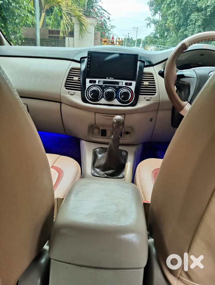 Toyota Innova 2.5 G (diesel) 8 Seater, 2012, Diesel